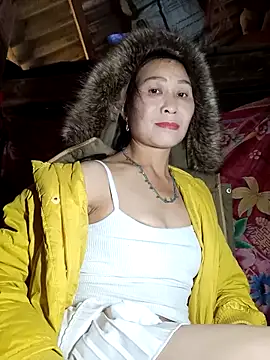 Snapshot of witch-xx chatting on 02.21.26 witch-xx online show from 02.21.26