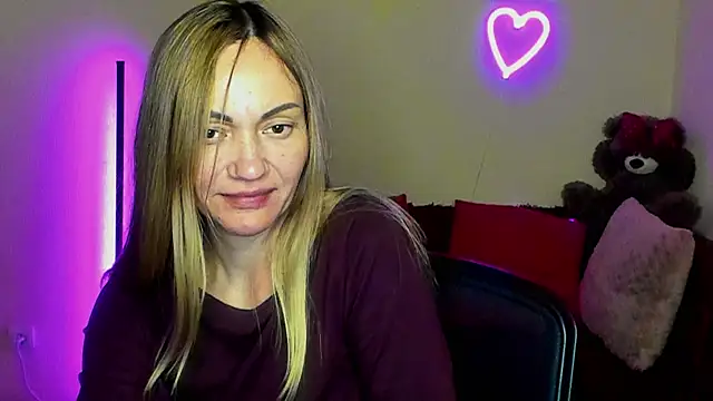 BlondMikey22 online show from 04.15.26