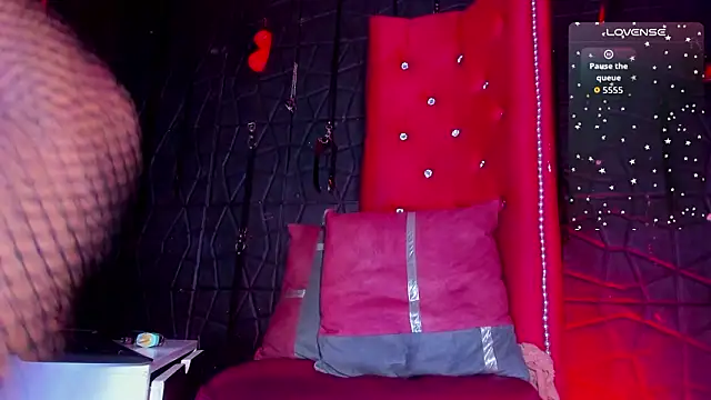 Snapshot of hottie_cristall chatting on 02.27.26 hottie cristall online show from 02.27.26