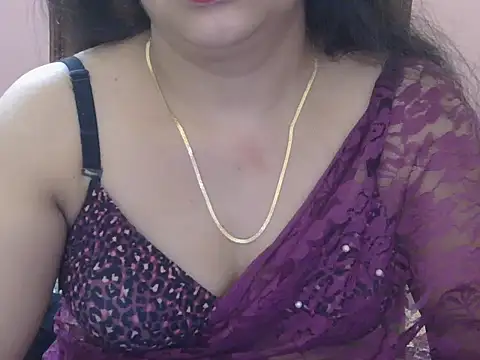 Cute Sheetal online show from 04.04.26