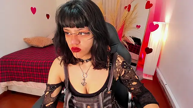 Snapshot of Nahemot_sadish chatting on 02.12.26 Nahemot sadish online show from 02.12.26