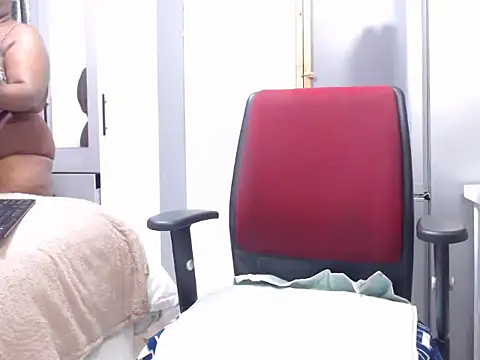 MissConniexxx online show from 04.23.26
