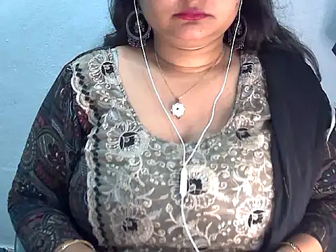 Snapshot of Saniya_K2 chatting on 04.29.26 Saniya K2 online show from 04.29.26