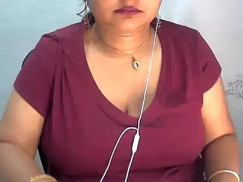 Snapshot of Saniya_K2 chatting on 05.14.26 Saniya K2 online show from 05.14.26
