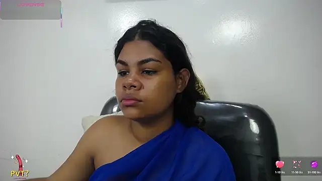 Snapshot of yaazhinii chatting on 05.14.26 yaazhinii online show from 05.14.26