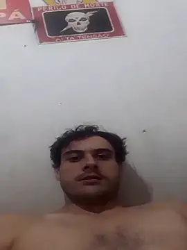 Snapshot of henriquefc2712 chatting on 03.25.26 henriquefc2712 online show from 03.25.26