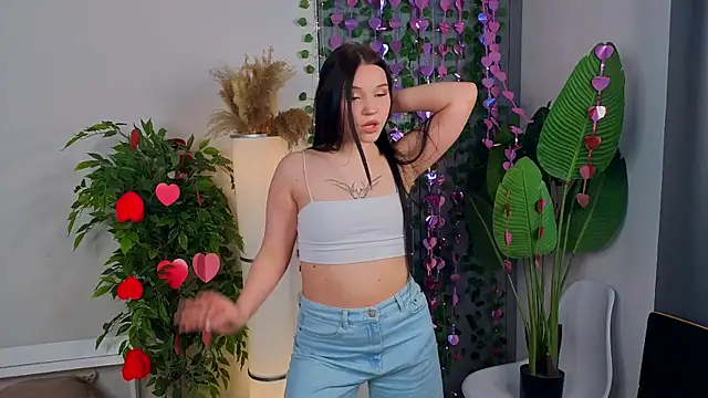 Snapshot of RoxannRunk chatting on 02.16.26 RoxannRunk online show from 02.16.26