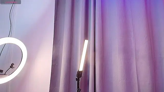 YazminJenner online show from 07.24.26