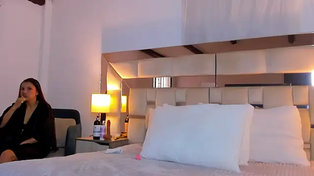 EloiseClairmont online show from 03.23.26