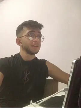 Snapshot of boraaily chatting on 03.03.26 boraaily online show from 03.03.26