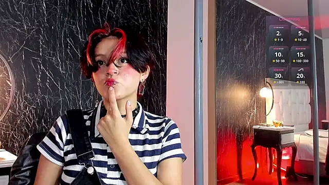 Snapshot of YuuMiko chatting on 02.24.26 YuuMiko online show from 02.24.26