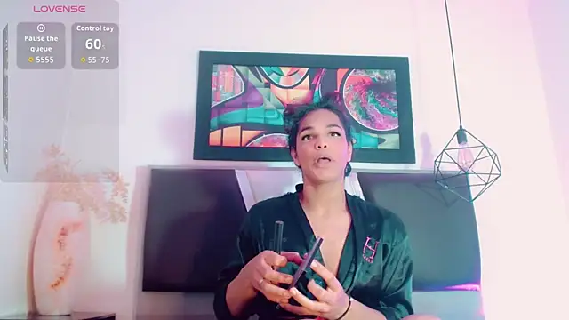 Snapshot of Zonce_shimer chatting on 02.11.26 Zonce shimer online show from 02.11.26