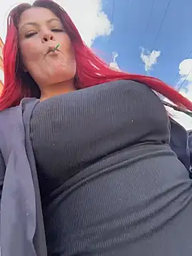 Snapshot of Lia-Moon77 chatting on 02.20.26 Lia-Moon77 online show from 02.20.26