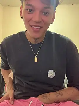 Snapshot of seucasal chatting on 02.25.26 seucasal online show from 02.25.26