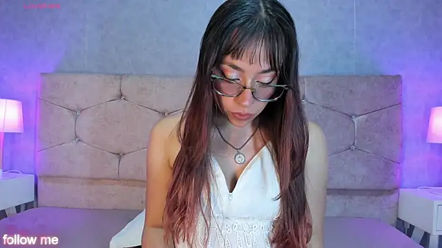 Chloe Miiler online show from 02.24.26