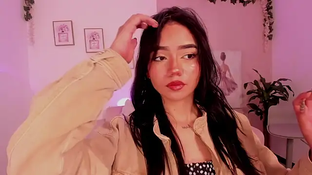 Mila jenner online show from 02.21.26