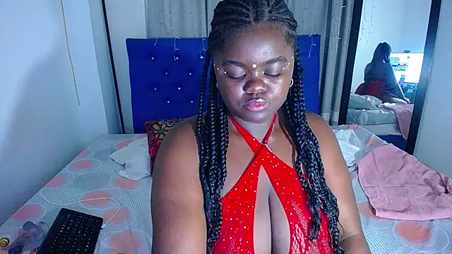 Snapshot of neighbor-ebony chatting on 05.26.26 neighbor-ebony online show from 05.26.26