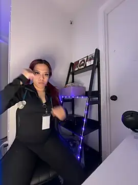 Snapshot of ArielsFeet333 chatting on 02.17.26 ArielsFeet333 online show from 02.17.26