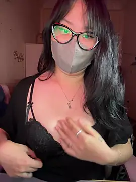 HaleyKin online show from 05.18.26