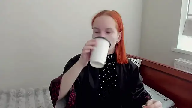 Snapshot of Vedime chatting on 02.21.26 Vedime online show from 02.21.26