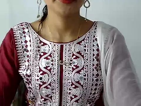 Snapshot of Mehaak_ chatting on 02.15.26 Mehaak online show from 02.15.26