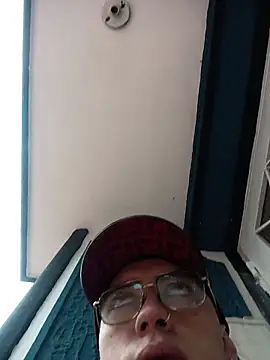 Snapshot of Emmanuel_Lust chatting on 02.24.26 Emmanuel Lust online show from 02.24.26