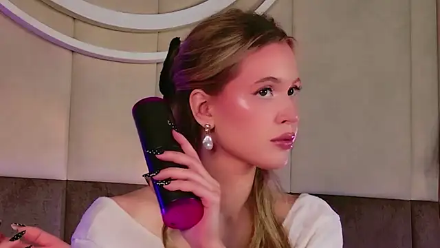 Snapshot of Beckie_White chatting on 03.03.26 Beckie White online show from 03.03.26