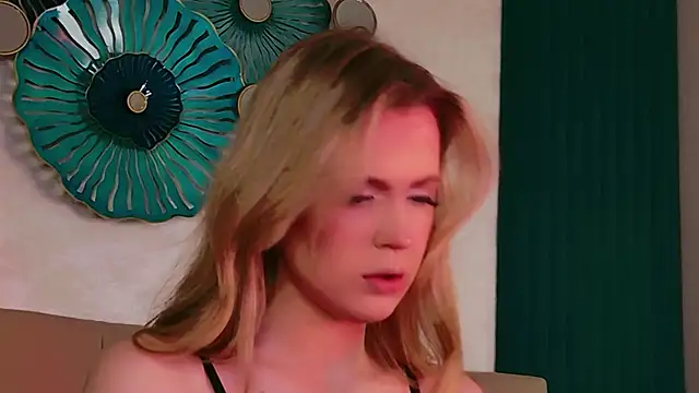 Snapshot of Beckie_White chatting on 04.02.26 Beckie White online show from 04.02.26