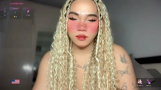 Kelly Mckinney online show from 04.25.26