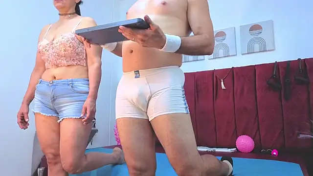 Giselle James online show from 02.07.26