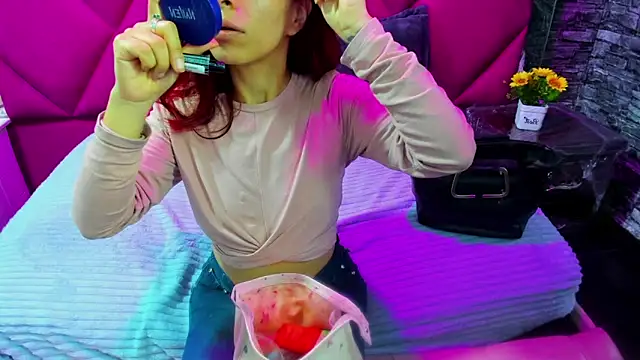 NinaaDark online show from 02.25.26