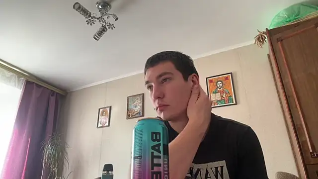 Snapshot of MoonlightVera chatting on 03.20.26 MoonlightVera online show from 03.20.26