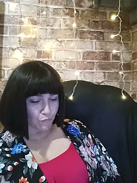 Snapshot of itismyhobby chatting on 12.21.24 itismyhobby online show from 12.21.24