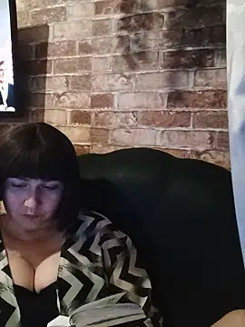 Snapshot of itismyhobby chatting on 09.17.25 itismyhobby online show from 09.17.25