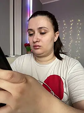 lipsi vikki online show from 02.17.26