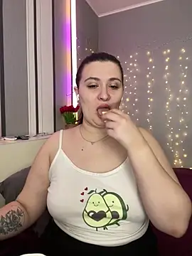 lipsi vikki online show from 02.18.26