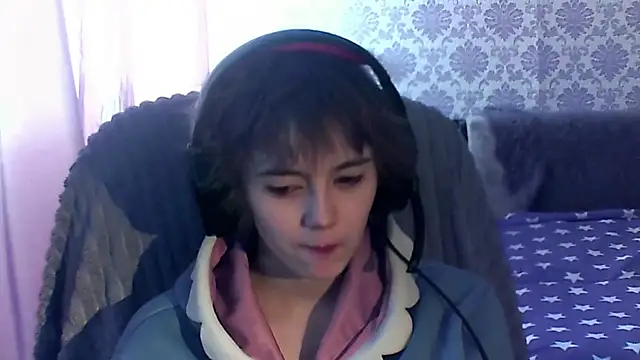 Snapshot of Angels_corner chatting on 02.13.26 Angels corner online show from 02.13.26