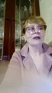 SophieBurns online show from 05.12.26