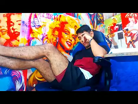 Snapshot of warmNoah chatting on 02.15.26 warmNoah online show from 02.15.26