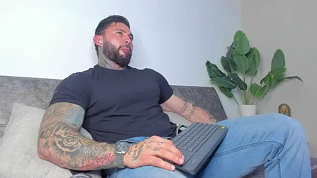 Alessrose online show from 06.25.26