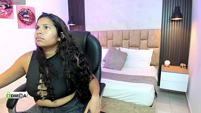 Dulcecooper1 online show from 04.05.26