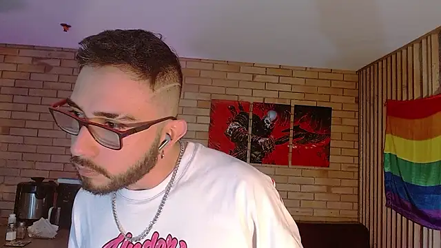 Snapshot of dave_wolf7 chatting on 02.06.26 dave wolf7 online show from 02.06.26