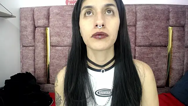 FRANCESCA LOVE  online show from 06.07.26