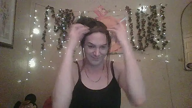 Snapshot of sillymillie4 chatting on 04.21.26 sillymillie4 online show from 04.21.26
