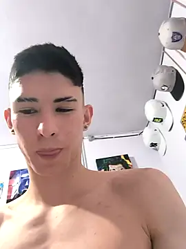 Camilow w online show from 03.12.26