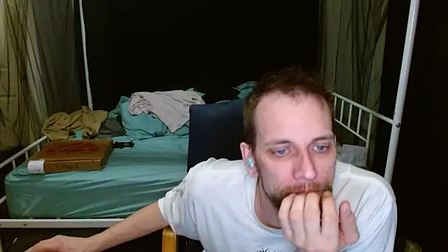 Snapshot of cguffey2284 chatting on 02.26.26 cguffey2284 online show from 02.26.26