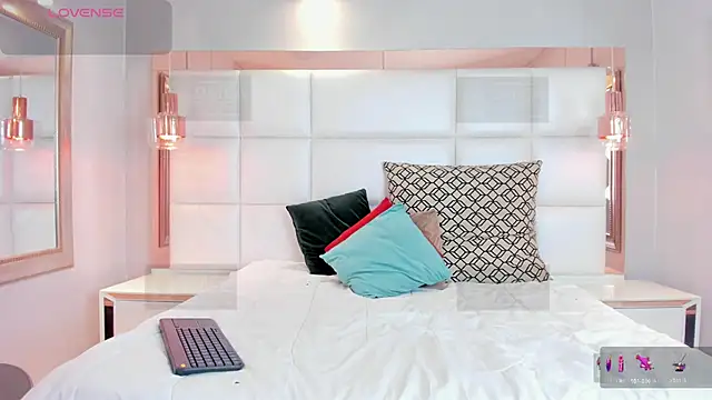 Snapshot of Sebastian_Collins_ chatting on 03.02.26 Sebastian Collins online show from 03.02.26