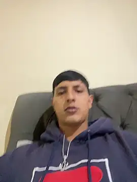 Snapshot of jaysimons11 chatting on 02.07.26 jaysimons11 online show from 02.07.26