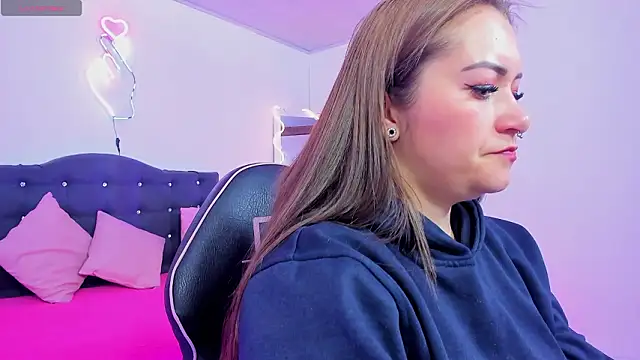 LUNAKITTY TAY online show from 03.17.26