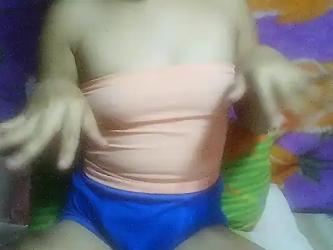 Snapshot of SweetHotBabe18 chatting on 03.15.26 SweetHotBabe18 online show from 03.15.26